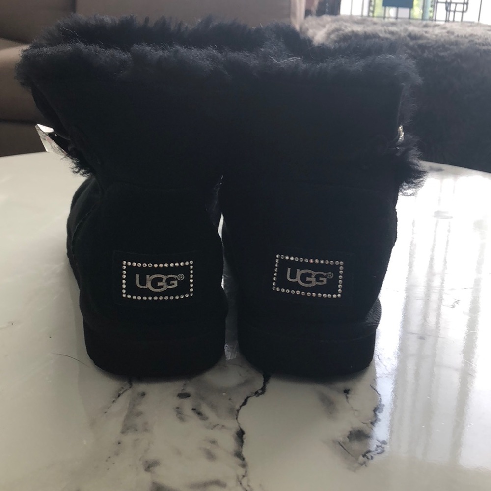 Size 9 UGG boots